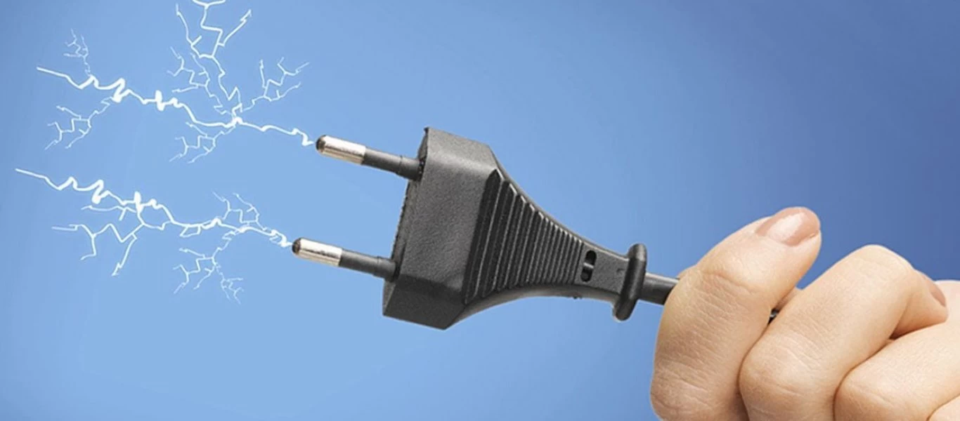 Καμία προσέγγιση ΡΑΕ-ιδιωτών προμηθευτών - Αντιμέτωποι με μεγάλες αυξήσεις οι καταναλωτές